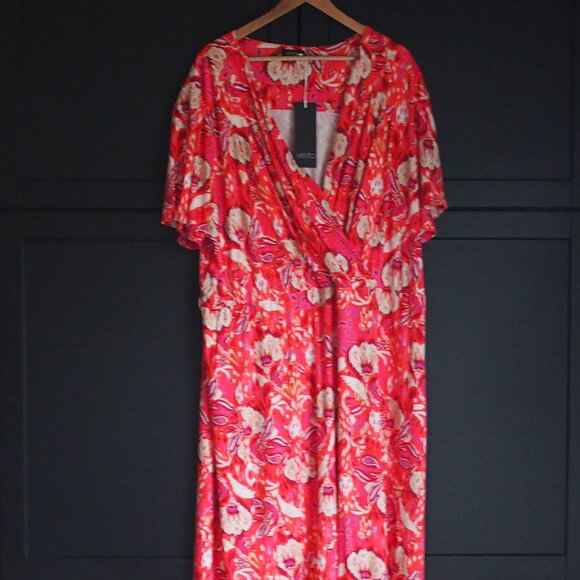 Yesta | NWT Short Sleeve Floral Maxi Dress - Picture 1 of 5